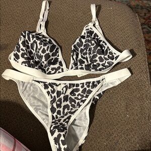 Stylish Black and White Animal Print Lingerie Set